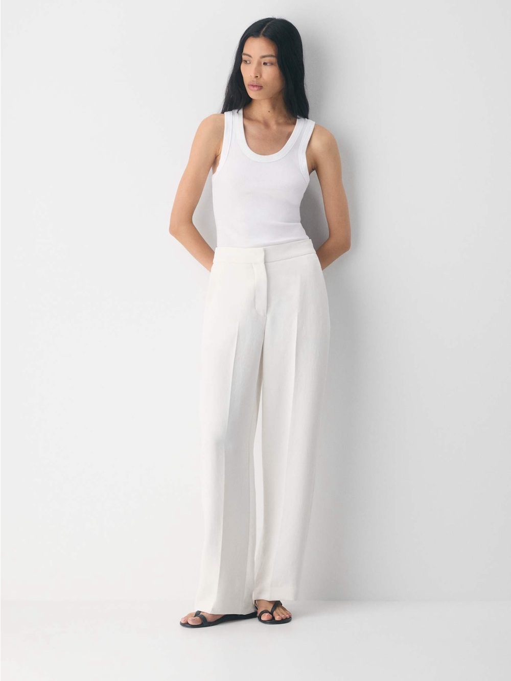 Aritzia 16 Crepette Low Wrinkle Washable Wide High Rise Preppy Office Wilfred